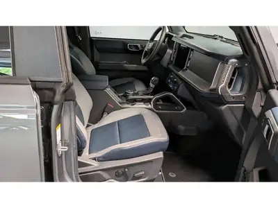 Ford Bronco 2.7 EcoBoost Outer Banks 4x4 — SUV aventurier, 9 500 km seulement — Miniature 9