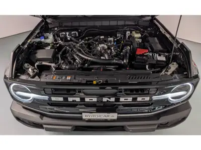 Ford Bronco 2.7 EcoBoost Outer Banks 4x4 — SUV aventurier, 9 500 km seulement — Miniature 13