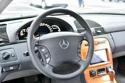 Mercedes-Benz CL 55 AMG — Coupé sportif de prestige, 500 ch purs — Miniatura 11