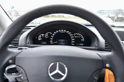 Mercedes-Benz CL 55 AMG — Coupé sportif de prestige, 500 ch purs — Miniatura 13