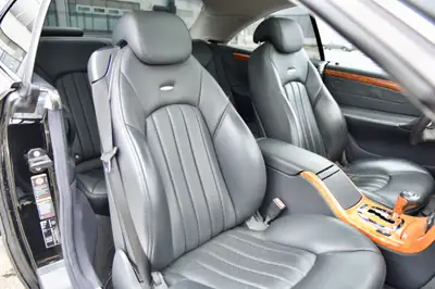 Mercedes-Benz CL 55 AMG — Coupé sportif de prestige, 500 ch purs — Miniatura 18