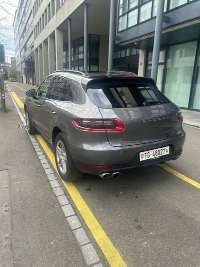 Porsche Macan S Diesel PDK — SUV premium allemand, 258 ch et seulement 163 000 km — arrière