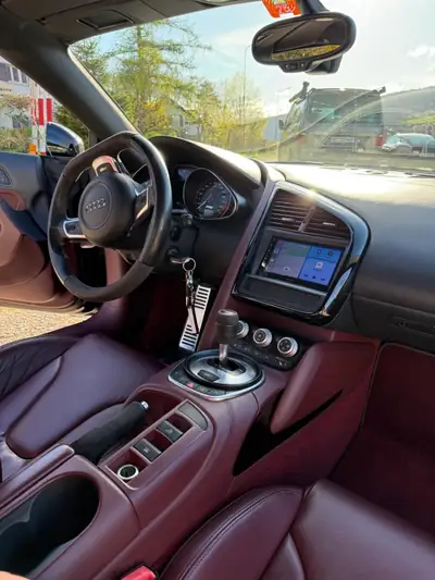 Audi R8 Spyder 5.2 R-Tronic — Cabriolet sportif 525 ch, 68'000 km, sans sinistre — Armaturenbrett