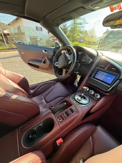 Audi R8 Spyder 5.2 R-Tronic — Cabriolet sportif 525 ch, 68'000 km, sans sinistre — Miniatur 10