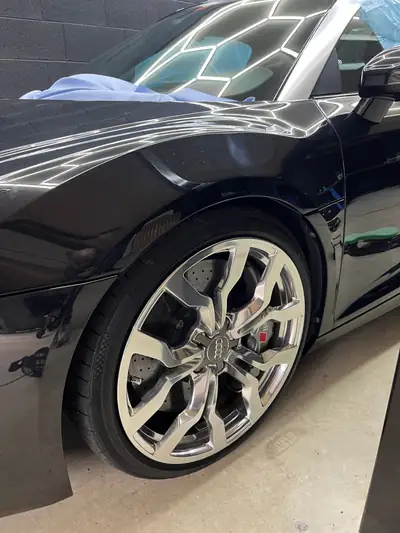 Audi R8 Spyder 5.2 R-Tronic — Cabriolet sportif 525 ch, 68'000 km, sans sinistre — Miniatur 12