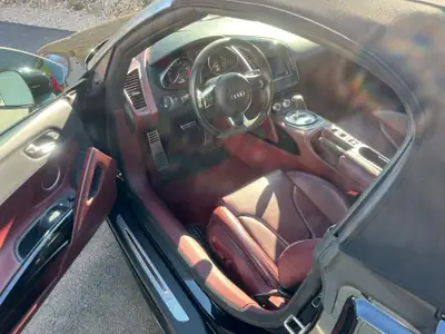 Audi R8 Spyder 5.2 R-Tronic — Cabriolet sportif 525 ch, 68'000 km, sans sinistre — Miniatur 15