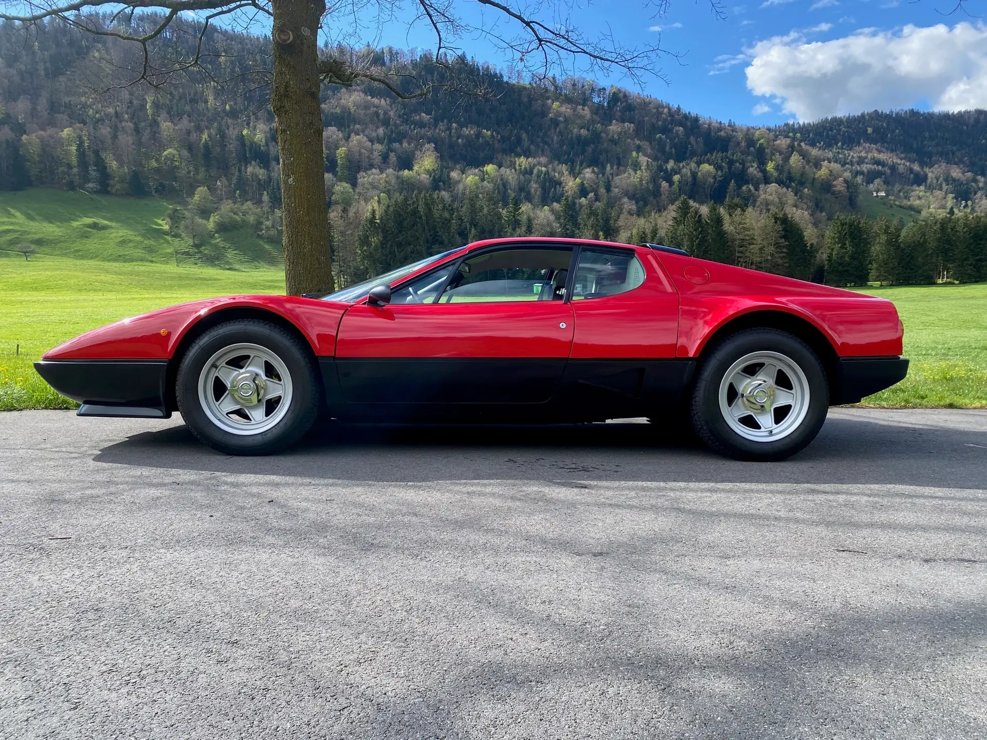 Ferrari 512 BB 1982 — Légende des années 80, état impeccable, grand révision effectuée