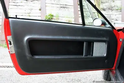 Ferrari 512 BB 1982 — Légende des années 80, état impeccable, grand révision effectuée — Miniatur 14