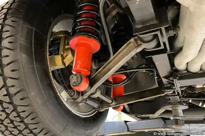 Ferrari 512 BB 1982 — Légende des années 80, état impeccable, grand révision effectuée — Miniatur 22