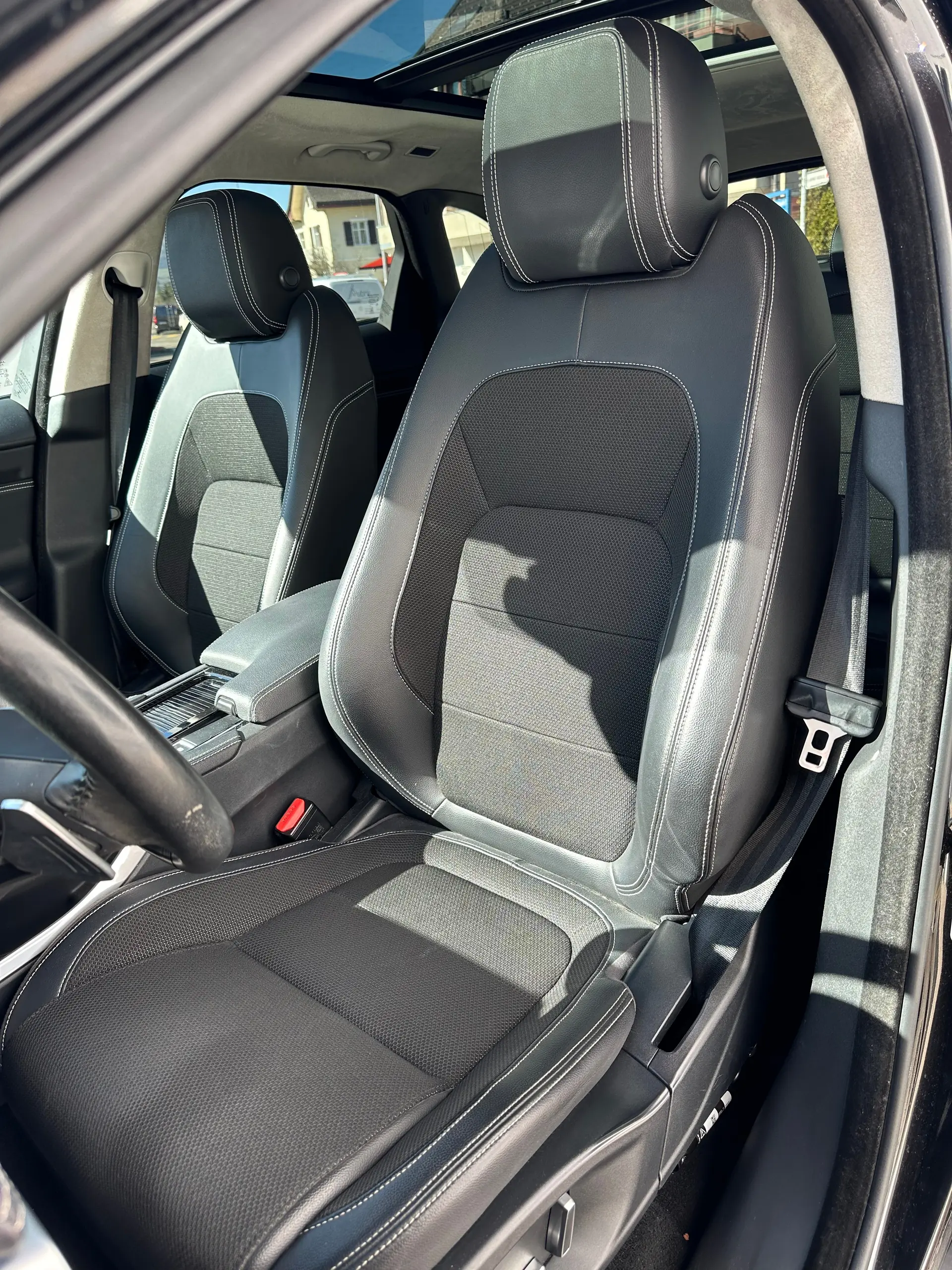 Jaguar F-Pace 2018 occasion Bassecourt — 4