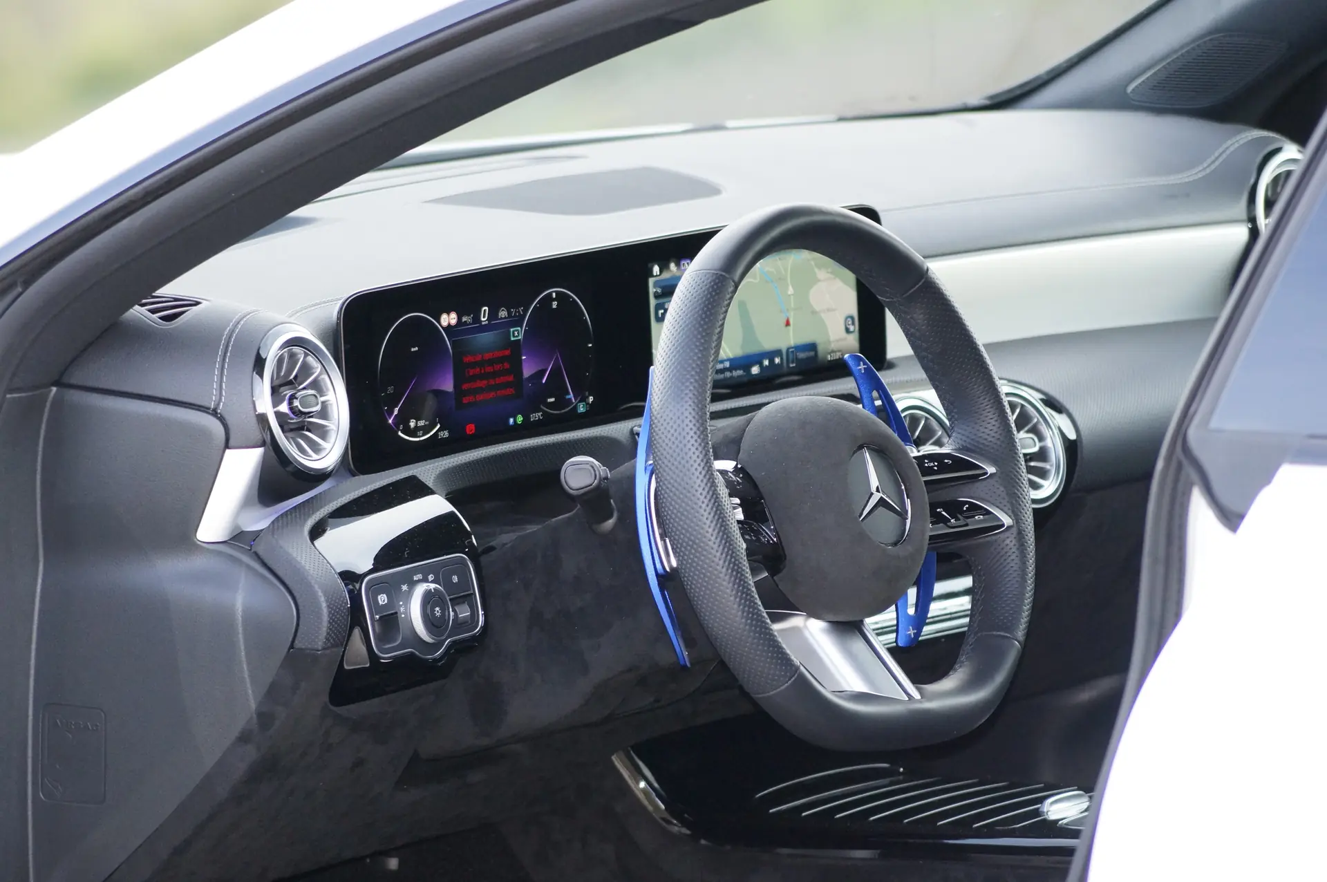 Mercedes-Benz Cla 250 2024 occasion Collombey — 5