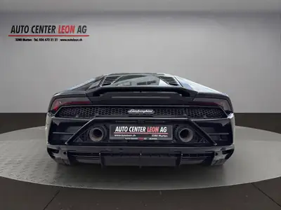 Lamborghini Huracán EVO Coupé — Supercars 640 ch, quasi neuve, 12'620 km — dashboard