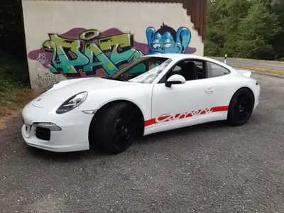 Porsche 911 Carrera S PDK — 430 CV, boîte auto, Porsche Approved avec service complet — vue extérieure