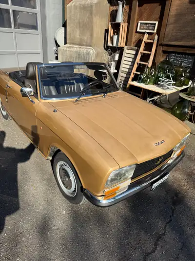 Peugeot 304 S — Cabriolet vintage 1976, charme rétro et liberté décapotable — Innenraum