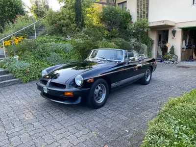 MG MGB Limited Edition 1980 — Cabriolet vintage avec Overdrive, 30 000 km seulement — Heckansicht