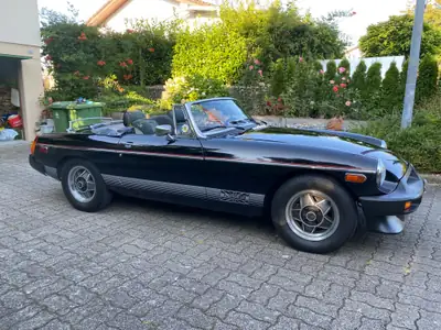 MG MGB Limited Edition 1980 — Cabriolet vintage avec Overdrive, 30 000 km seulement — Außenansicht