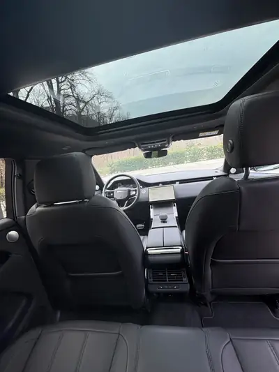 Range Rover Evoque R-Dynamic P 300e — Hybride rechargeable premium, 23000 km seulement — Miniatur 7