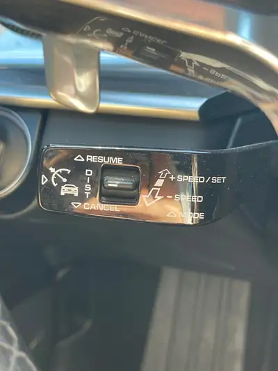 Porsche Panamera 4 E-Hybrid Sport Turismo — SUV coupé hybride rechargeable, 462 ch, faible consommation — Miniatur 12