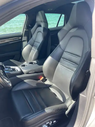 Porsche Panamera 4 E-Hybrid Sport Turismo — SUV coupé hybride rechargeable, 462 ch, faible consommation — Miniatur 14