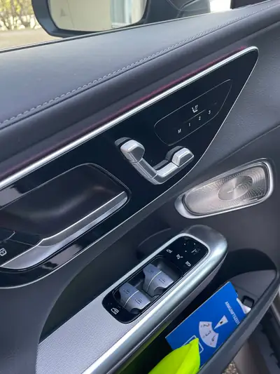 Mercedes-Benz GLC 400 e 4Matic — Hybride rechargeable, 9'500 km, garantie constructeur — Thumbnail 20