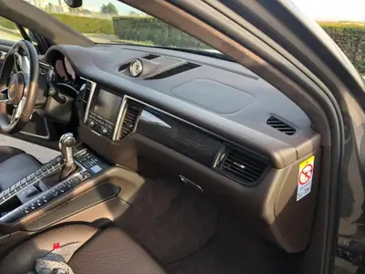 Porsche Macan Turbo PDK — SUV sportif 400 ch, équipement premium, kilométrage modéré — vista posteriore