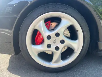 Porsche 911 Carrera 4S 1996 — Légendaire coupé sport, révision moteur 2023 — Miniatura 13