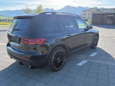 Mercedes-Benz GLB 220 d 4Matic AMG Line — SUV 7 places diesel performant, 41 000 km — Armaturenbrett