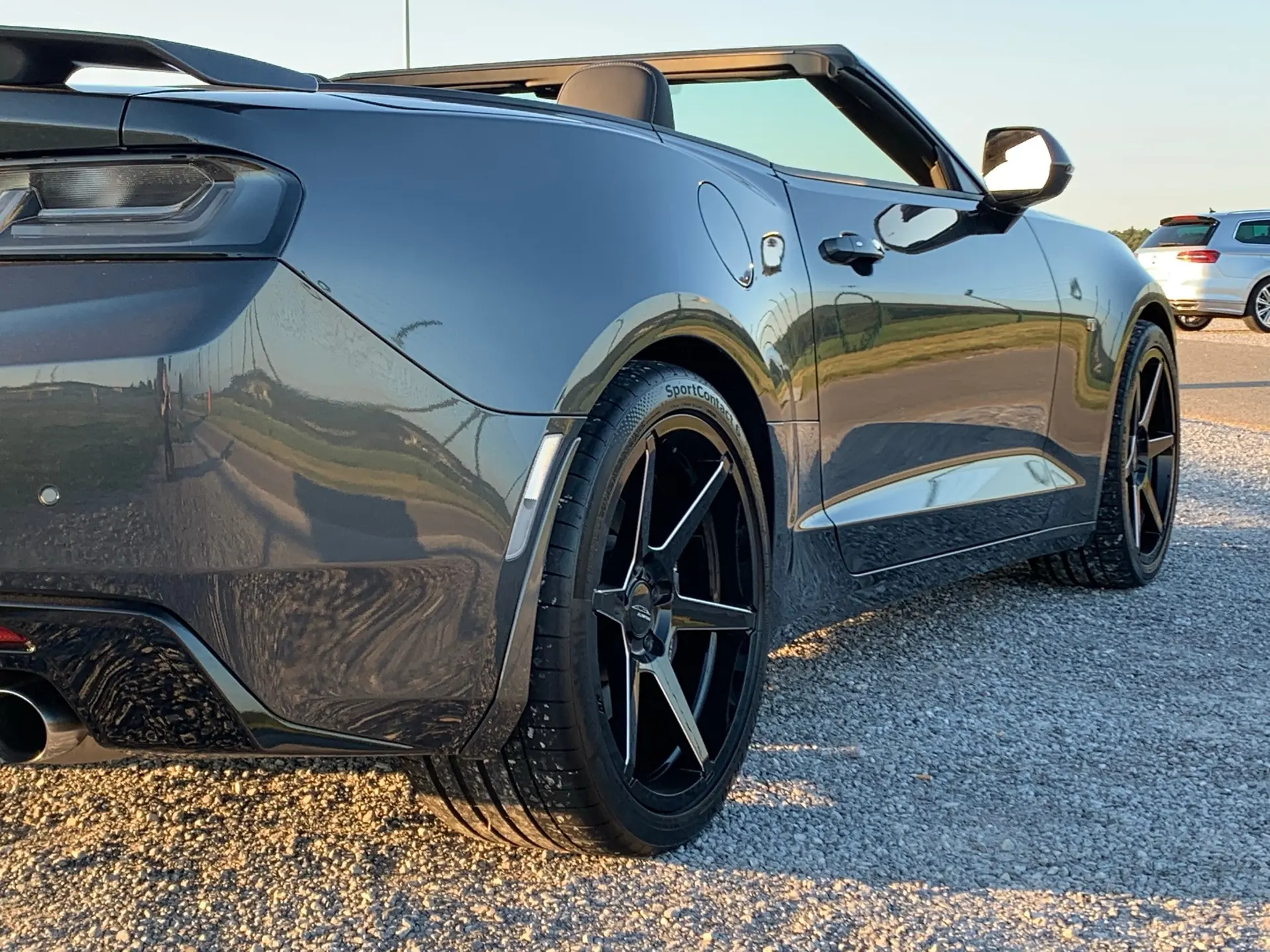 Chevrolet Camaro 6.2 Convertible — Muscle-car américain 453 ch, capote électrique — vue extérieure