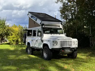 Land Rover Defender 110 2.4 Td4 — Le SUV robuste sans compromis, 130 000 km — vue extérieure