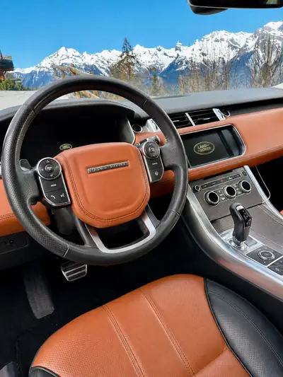 Range Rover Sport V8 SC 510cv Autobiography — Puissance British, Design iconique — intérieur