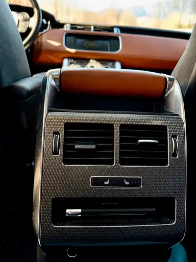 Range Rover Sport V8 SC 510cv Autobiography — Puissance British, Design iconique — Miniature 10