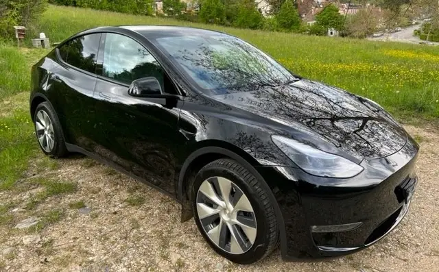 Tesla Model Y 2022 occasion Neuchâtel — 2