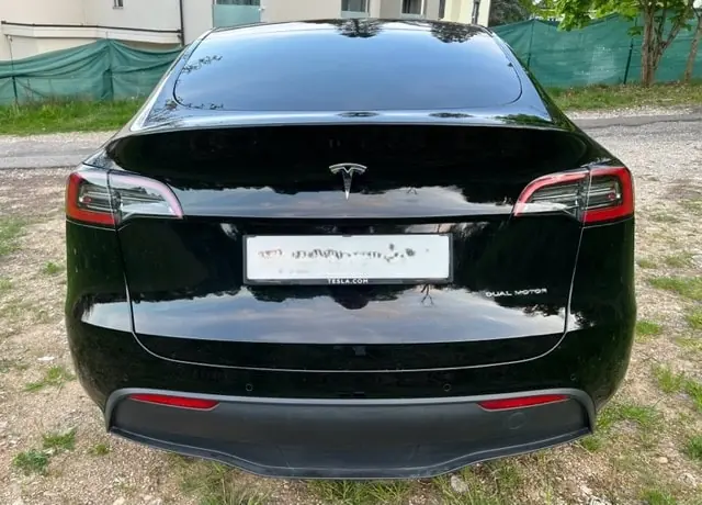 Tesla Model Y 2022 occasion Neuchâtel — 5