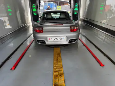 Porsche 911 Turbo 2007 — Légende sportive Mezger, Grand service, 87 500 km — Thumbnail 17