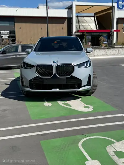 BMW X3 xDrive 30e M Sport 2025 — Hybride rechargeable performant, quasi neuf — côté