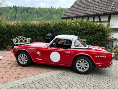 Triumph TR4A — Cabriolet anglais de légende, palmarès rallye exceptionnel — cruscotto