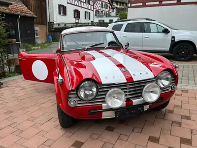 Triumph TR4A — Cabriolet anglais de légende, palmarès rallye exceptionnel — Miniatura 9