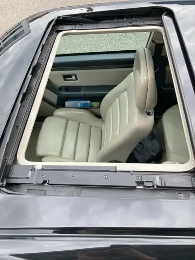 Audi S2 Coupé quattro Turbo 1996 — Icône des années 90, 230 ch et traction intégrale — Detail
