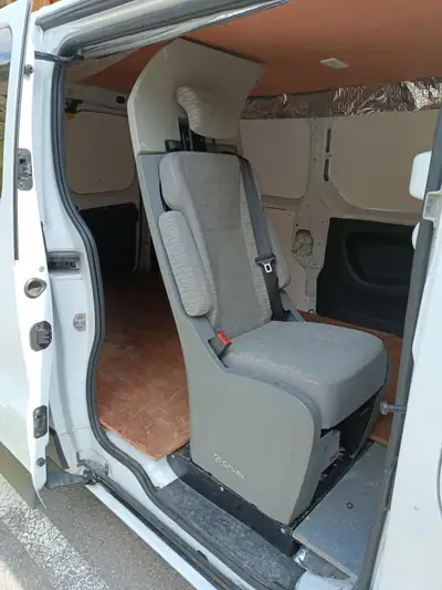 Opel Vivaro 1.6 BiTurbo CDTI — Utilitaire fiable 165 000 km, sans sinistre — Detail