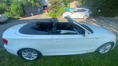 BMW 135i Cabrio DSG — Roadster sportif 306 ch, cabriolet blanc immaculé — dettaglio