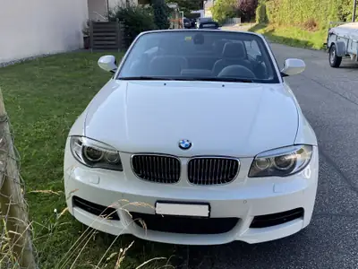 BMW 135i Cabrio DSG — Roadster sportif 306 ch, cabriolet blanc immaculé — Miniatura 12