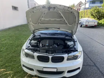 BMW 135i Cabrio DSG — Roadster sportif 306 ch, cabriolet blanc immaculé — Miniatura 11