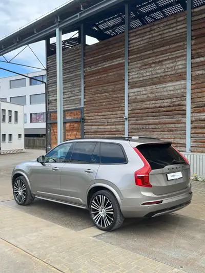 Volvo XC90 T8 eAWD R-Design — SUV 7 places hybride rechargeable, 33'650 km seulement — Thumbnail 10