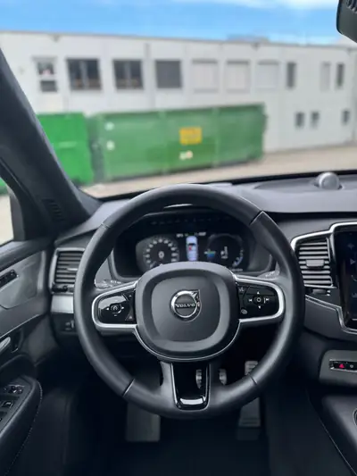 Volvo XC90 T8 eAWD R-Design — SUV 7 places hybride rechargeable, 33'650 km seulement — Thumbnail 21