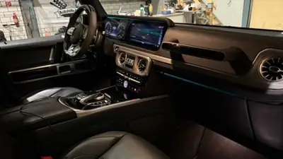 Mercedes-Benz G 63 AMG — Le SUV légendaire aux 585 ch, vert métallisé — Thumbnail 8