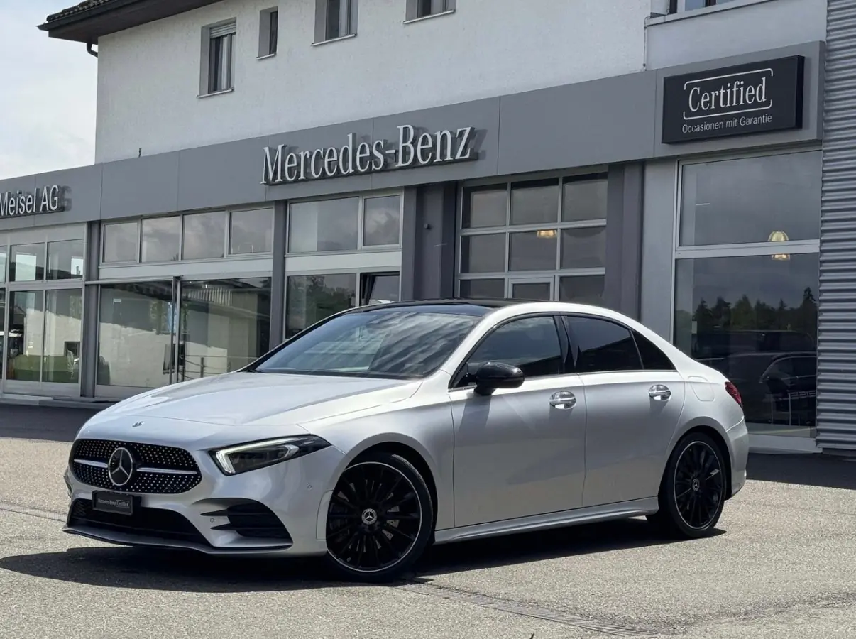 Mercedes-Benz A 250 AMG Line — Berline compacte premium, 55'000 km seulement — Außenansicht