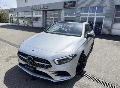 Mercedes-Benz A 250 AMG Line — Berline compacte premium, 55'000 km seulement — Heckansicht