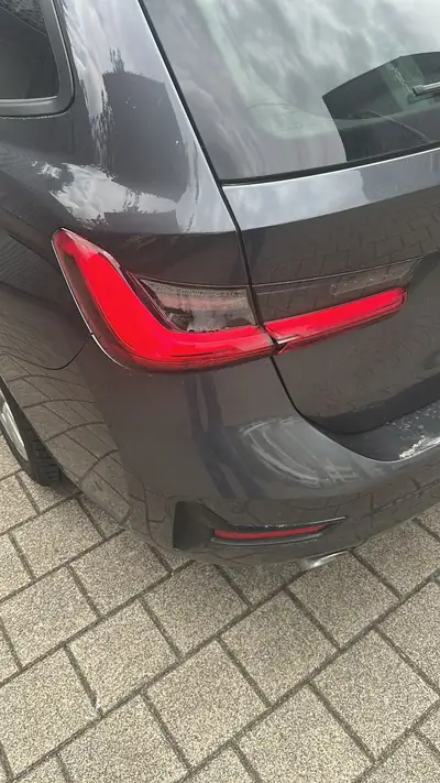 BMW 320d xDrive Touring — Break diesel performant, traction intégrale, 192 000 km — détail