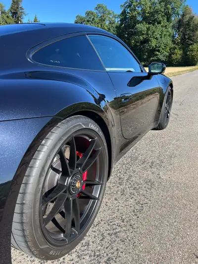 Porsche 911 Carrera 4 GTS — Coupé sportif all-wheel drive, 480 ch, premier propriétaire — Miniatur 8