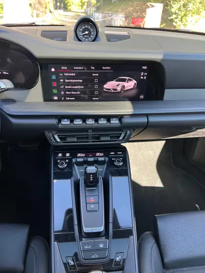 Porsche 911 Carrera 4 GTS — Coupé sportif all-wheel drive, 480 ch, premier propriétaire — Miniatur 12